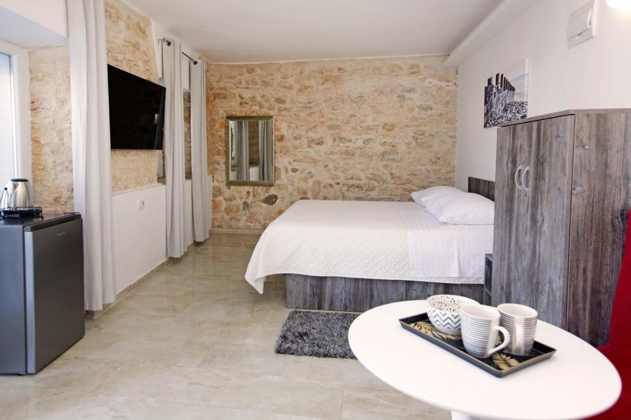 Luxory D-Rooms فيلا لوكا المظهر الخارجي الصورة