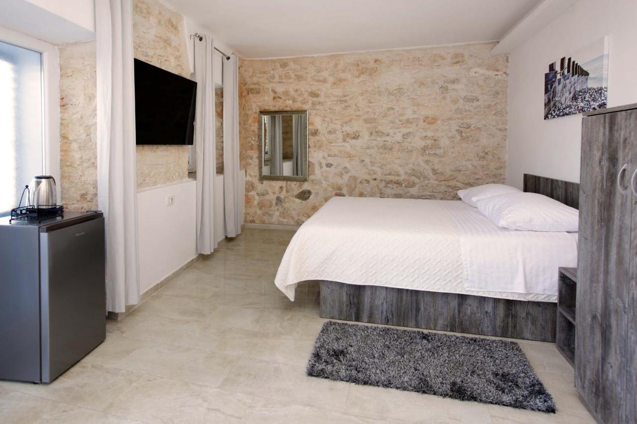 Luxory D-Rooms فيلا لوكا المظهر الخارجي الصورة