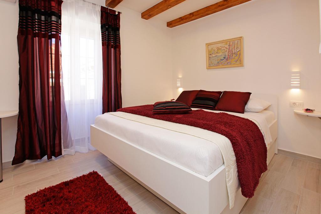 Luxory D-Rooms فيلا لوكا المظهر الخارجي الصورة