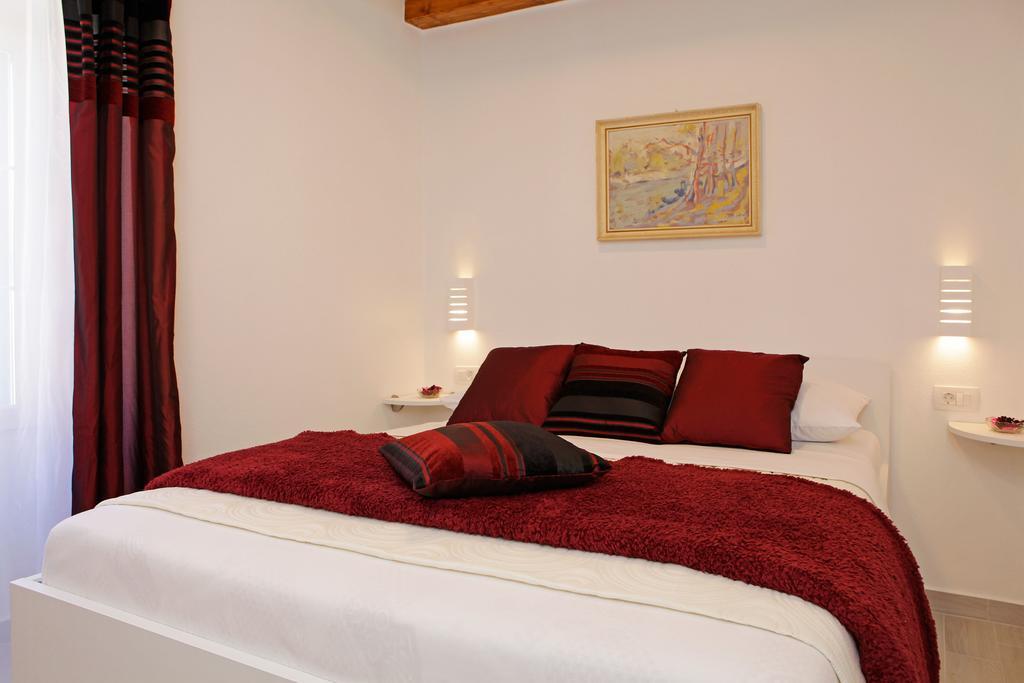 Luxory D-Rooms فيلا لوكا المظهر الخارجي الصورة