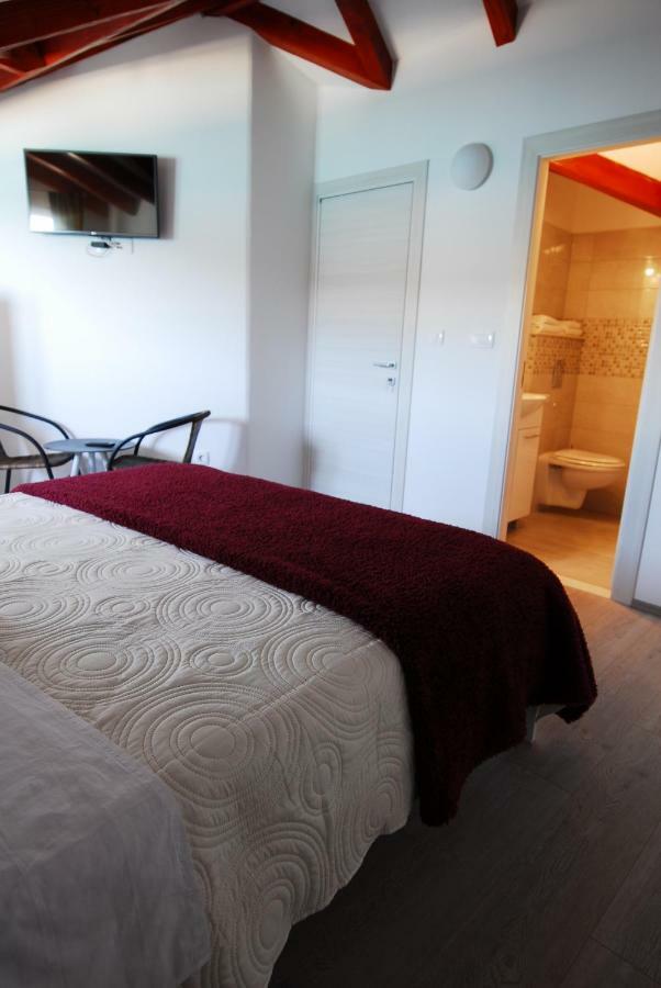 Luxory D-Rooms فيلا لوكا المظهر الخارجي الصورة