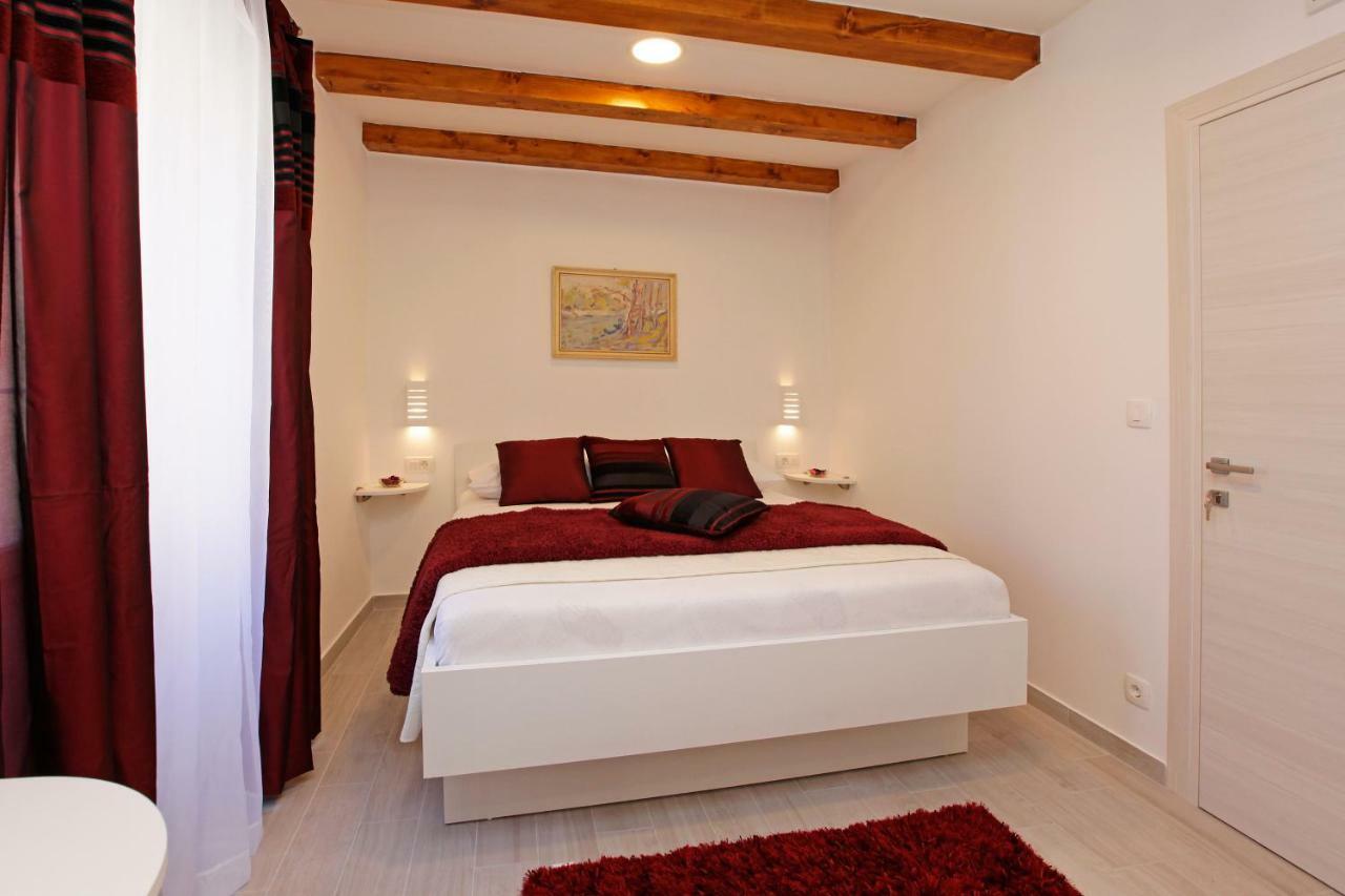 Luxory D-Rooms فيلا لوكا المظهر الخارجي الصورة
